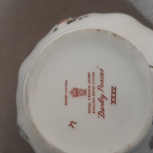 Vintage miniature Derby Posies Cream / Sugar by Royal Crown Derby - Picture 3 of 6